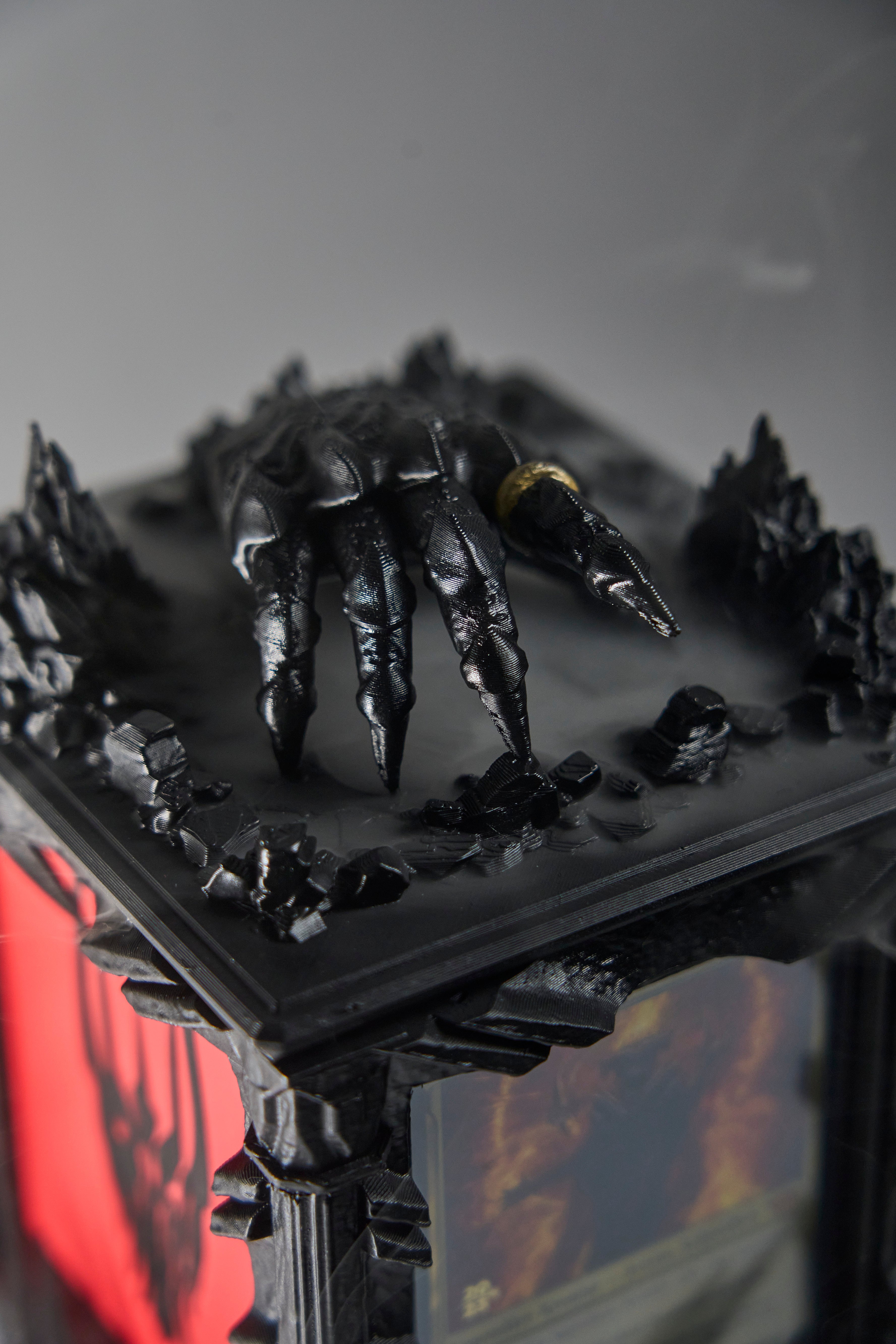 Dark Gauntlet - Commander Deckbox