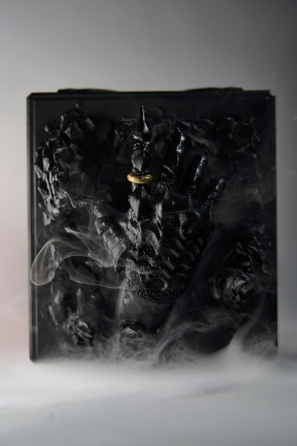 Dark Gauntlet - Commander Deckbox