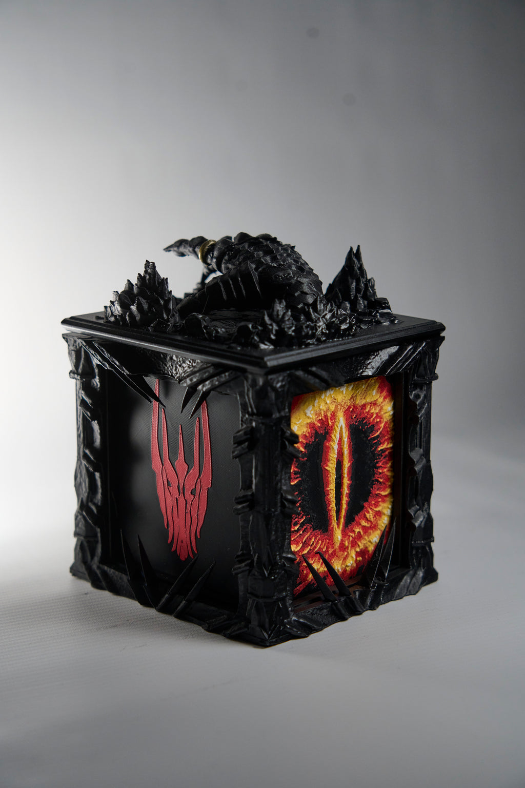 variant:schwarz | Dark Gauntlet Commander Deckbox